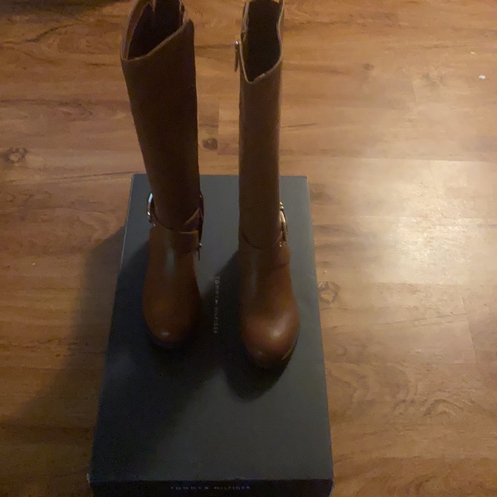 Women’s Riding Boots - Picture 2 of 3